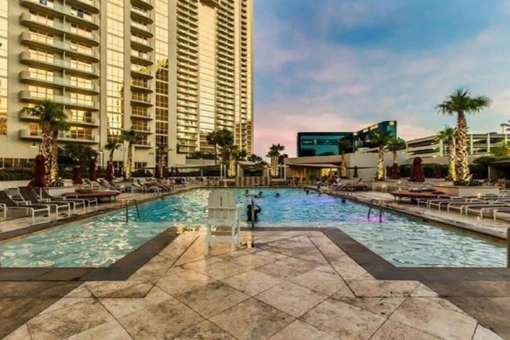 Amazing Studio No Resort Fee Free Parking Strip View Mgm 4607 Las Vegas Exterior foto